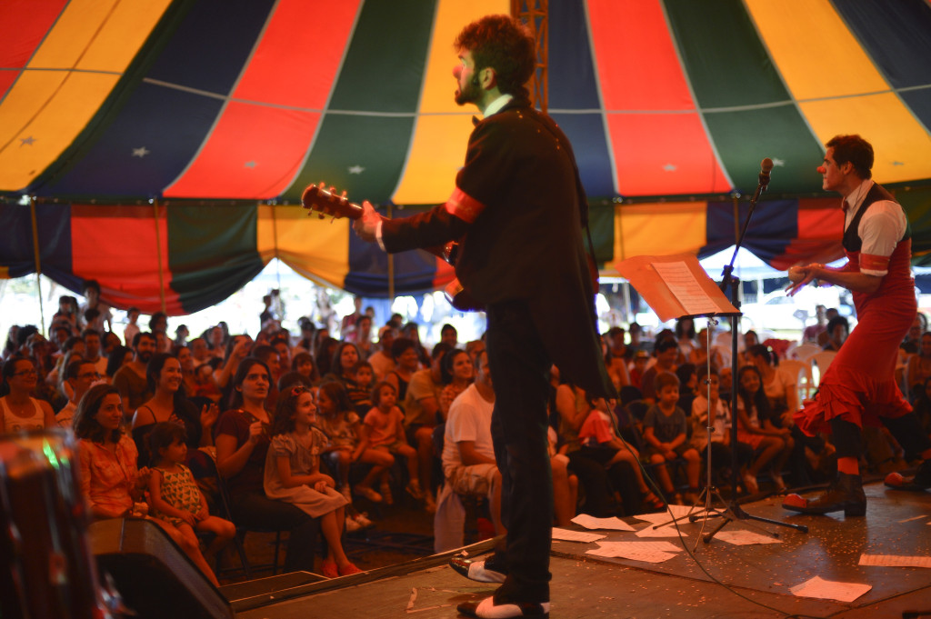 Artistas brasileiros e estrangeiros se apresentam durante o Festival Internacional de Palhaços - Sesc Fest Clown (Marcello Casal Jr/Agência Brasil)